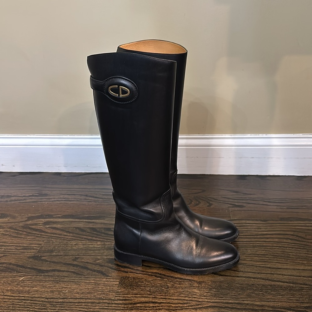 Size 7 Christian Dior tall slip-on boots. Classic look, dress up or down!